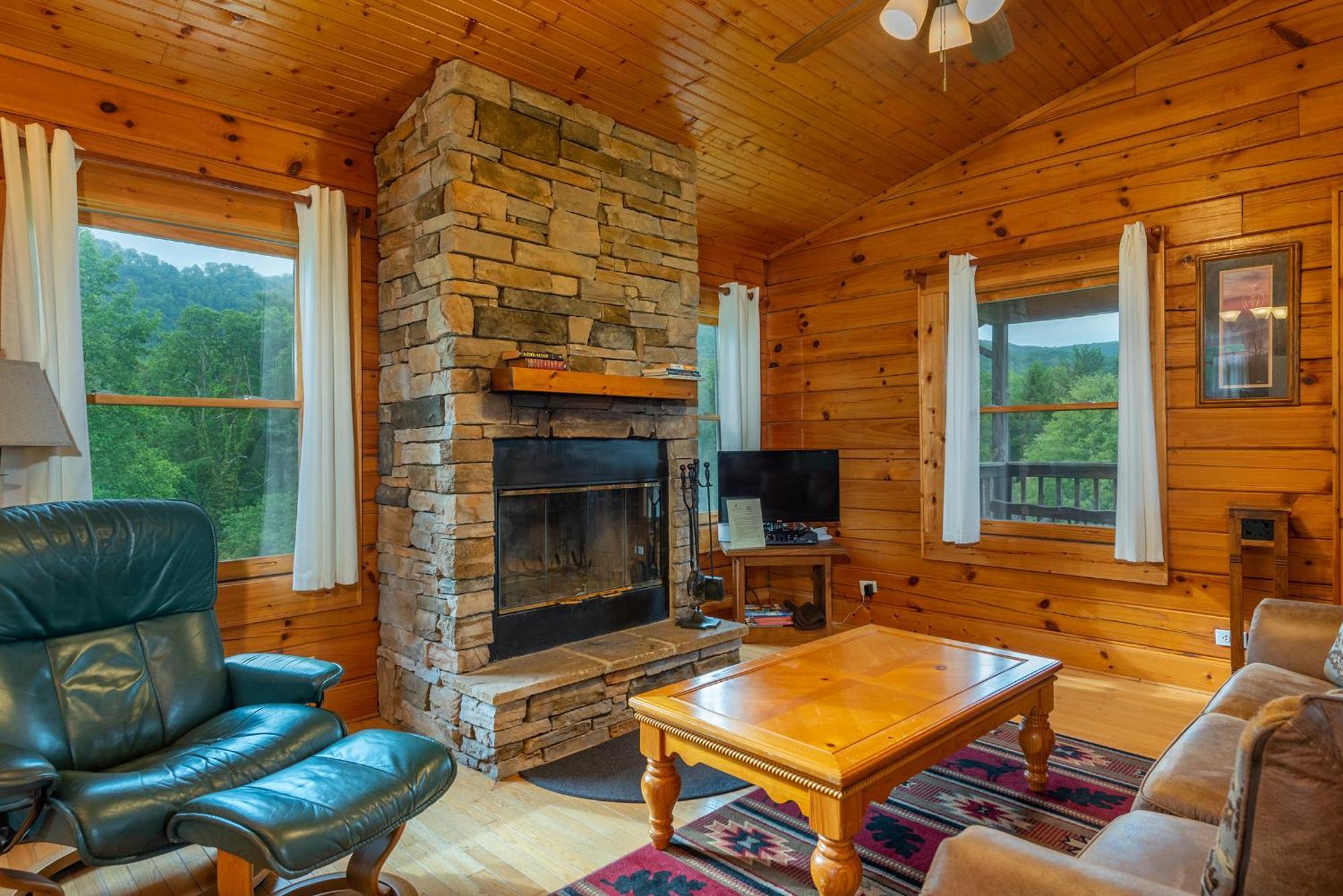 Engadine Inn And Cabins Candler Exteriér fotografie