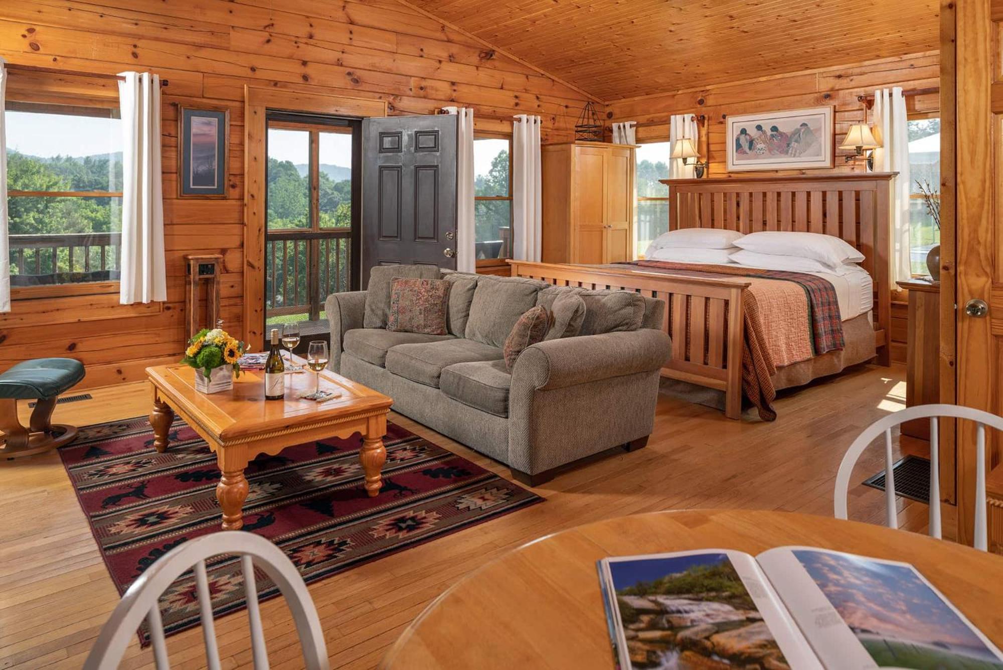 Engadine Inn And Cabins Candler Exteriér fotografie