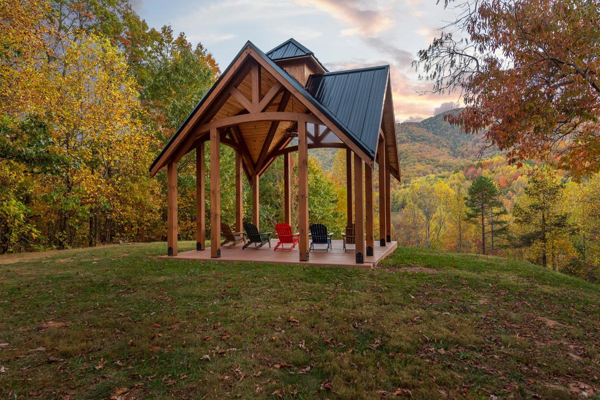 Engadine Inn And Cabins Candler Exteriér fotografie